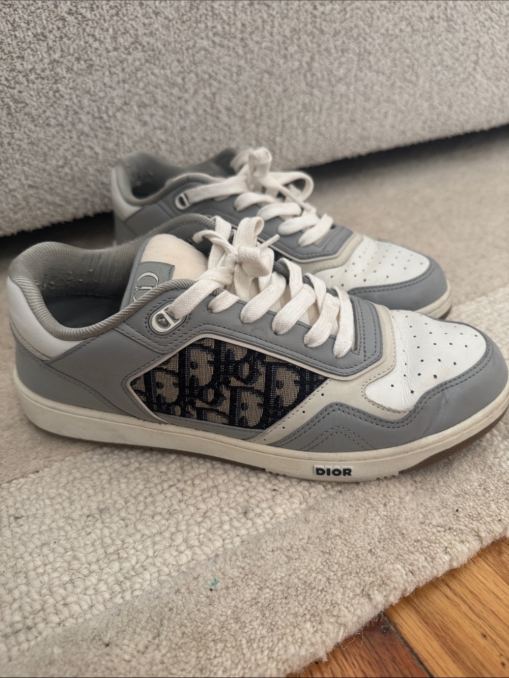 Dior White & Gray Men’s Low-Top Sneakers with Monogram Panels - Picture 2 of 3